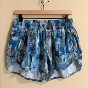Lululemon Womens Tracker Running Short V Size 10 Sun Dazed Multi Blue Pockets